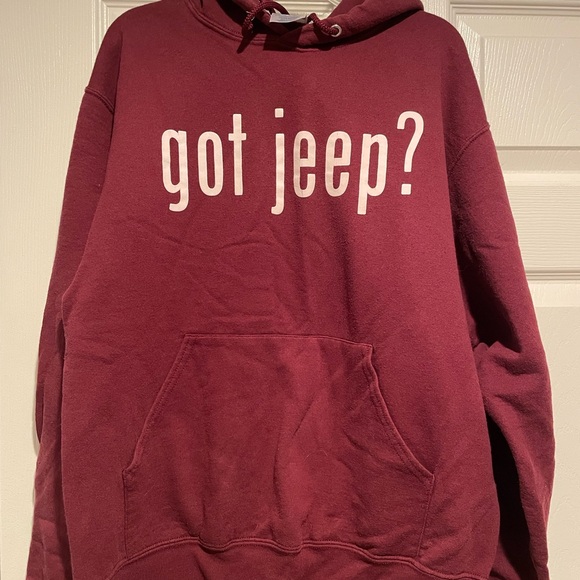 Jerzees Other - Jerzees Maroon 'got jeep?' Crewneck Sweatshirt